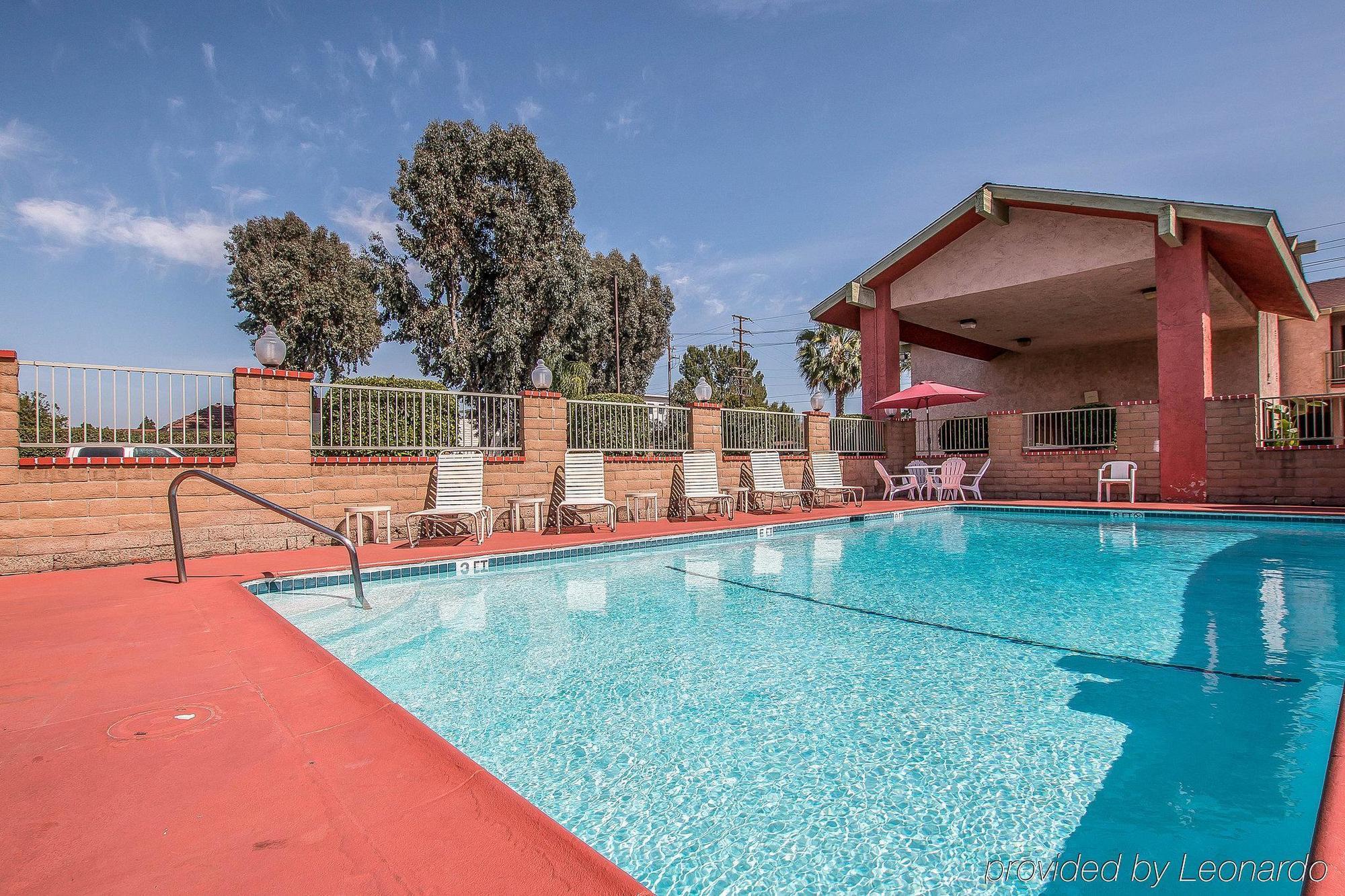 Econo Lodge Anaheim North Exterior photo